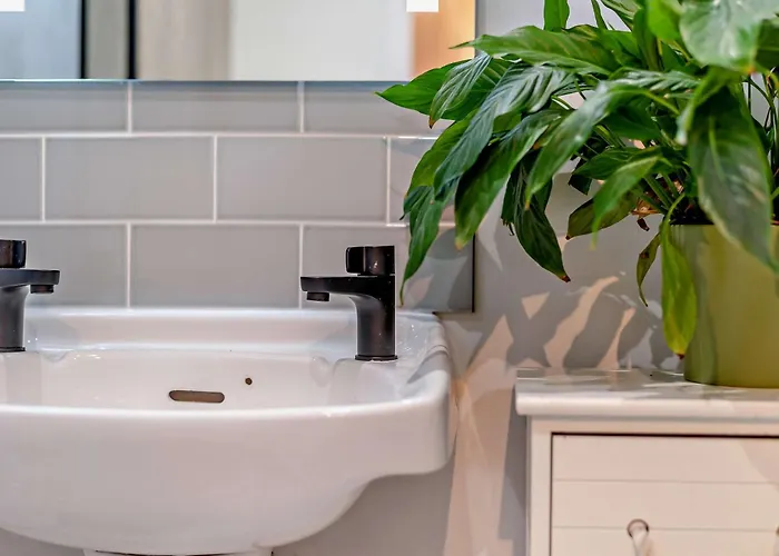 2 Bed In Maryport Oc-91132 * Dearham