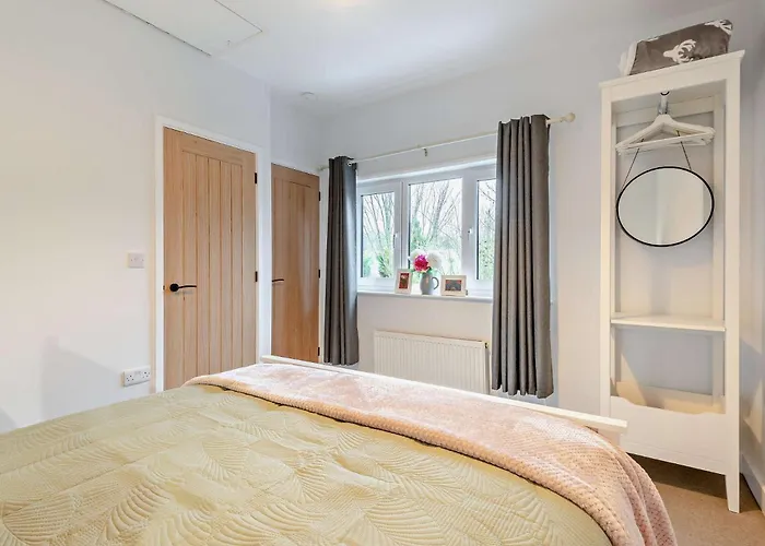 2 Bed In Maryport Oc-91132 Dearham